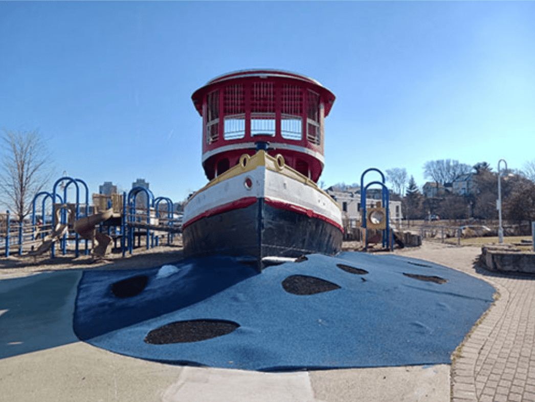 Hamilton tugboat Pier 4 Park